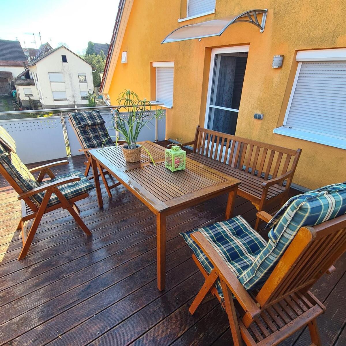 Ferienwohnung Pflueger Mit Terrasse Lauda Konigshofen Bagian luar foto