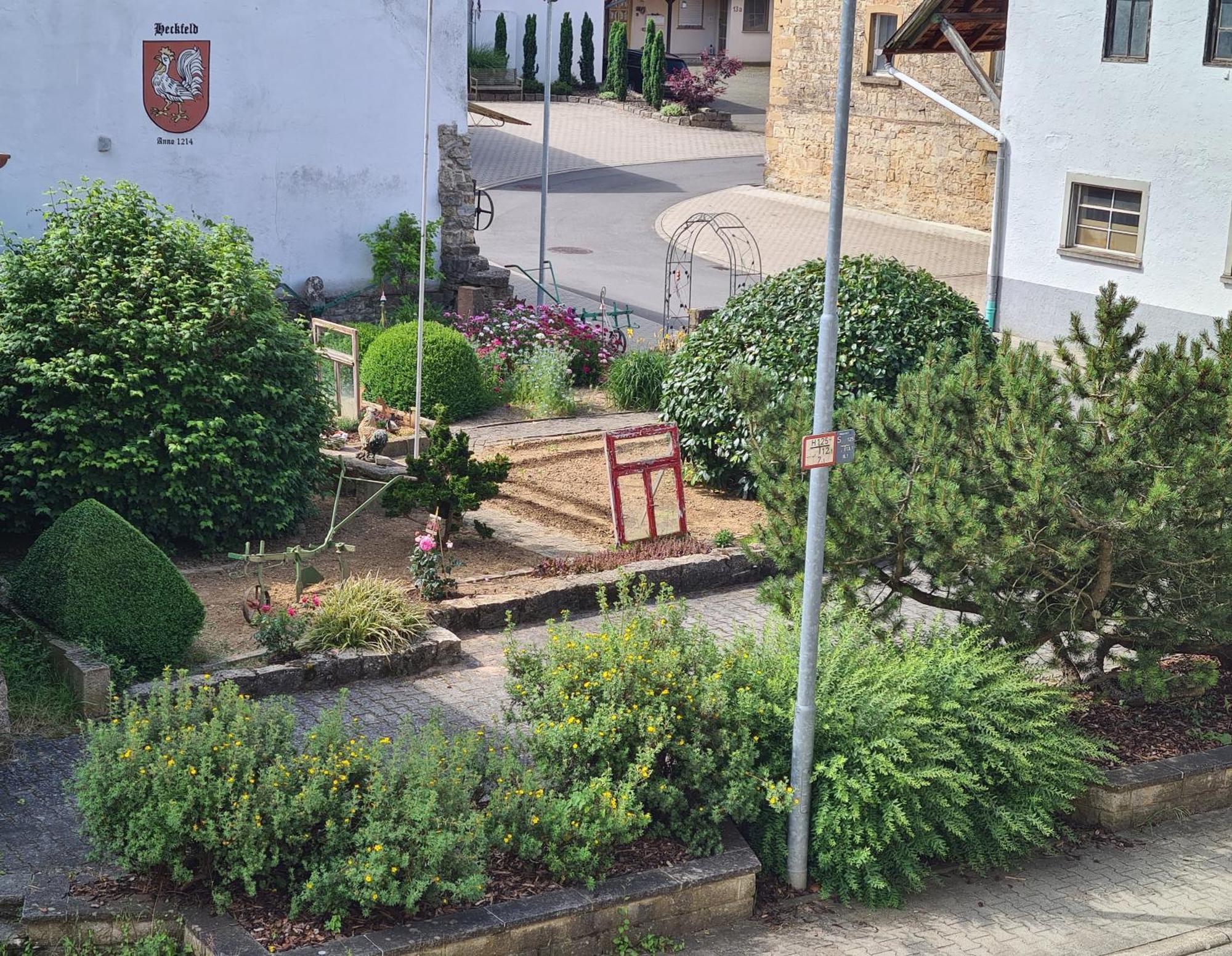 Ferienwohnung Pflueger Mit Terrasse Lauda Konigshofen Bagian luar foto