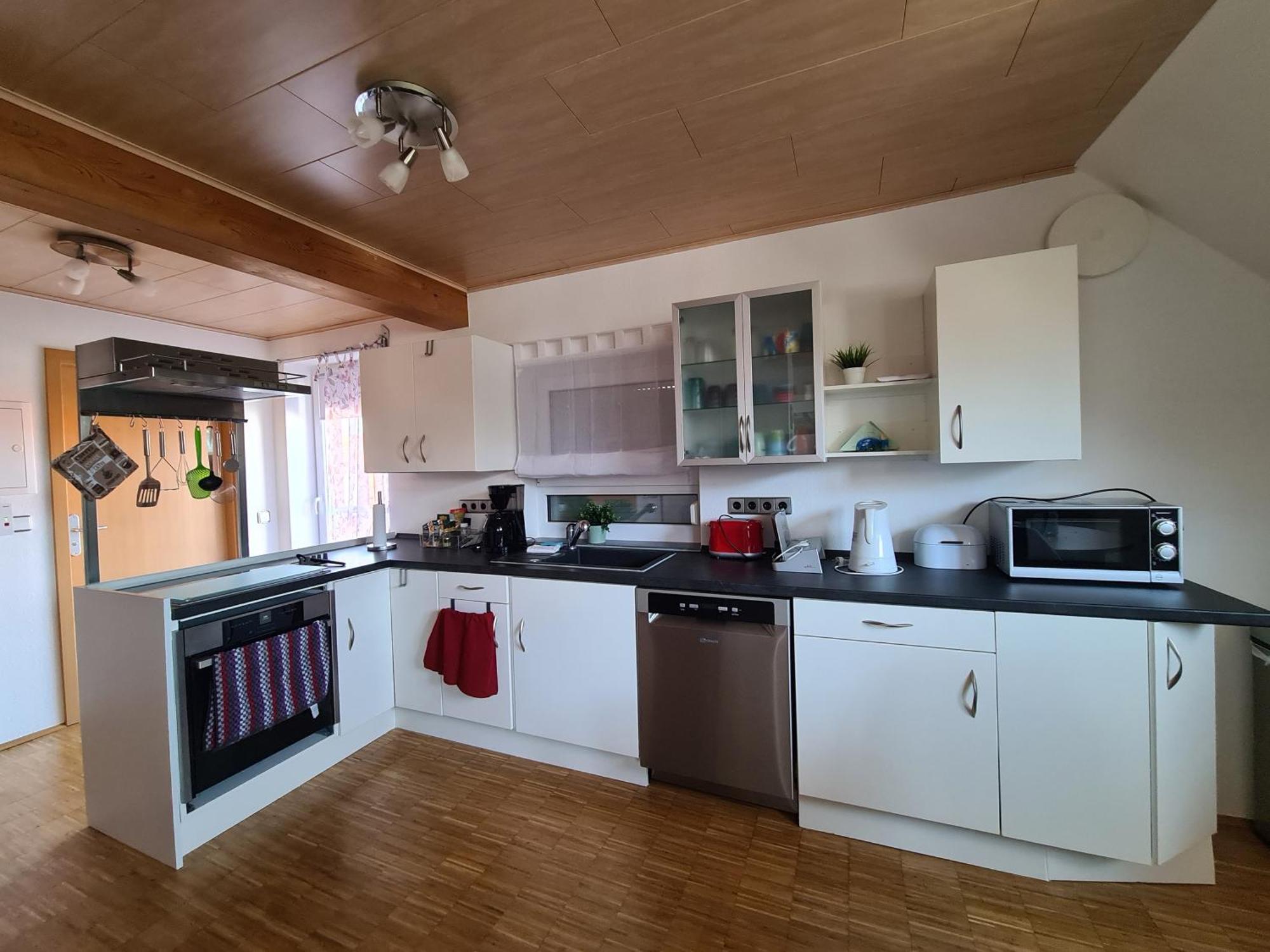 Ferienwohnung Pflueger Mit Terrasse Lauda Konigshofen Bagian luar foto